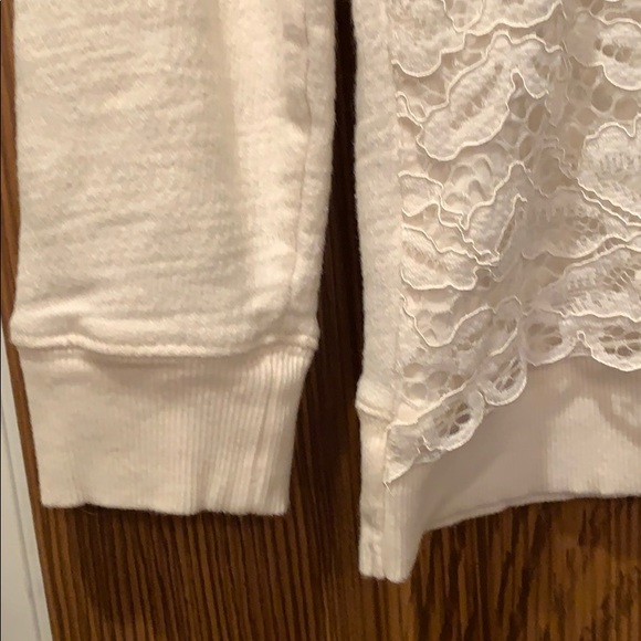 Ann Taylor LOFT Top - Picture 4 of 6